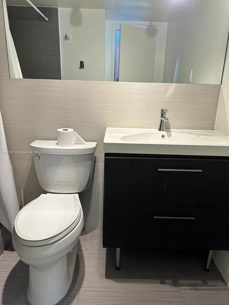 Photo of 16565 NE 26th Ave #3C in North Miami Beach, FL