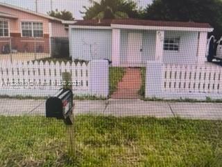 Photo of 5328 SW 18th St in West Park, FL
