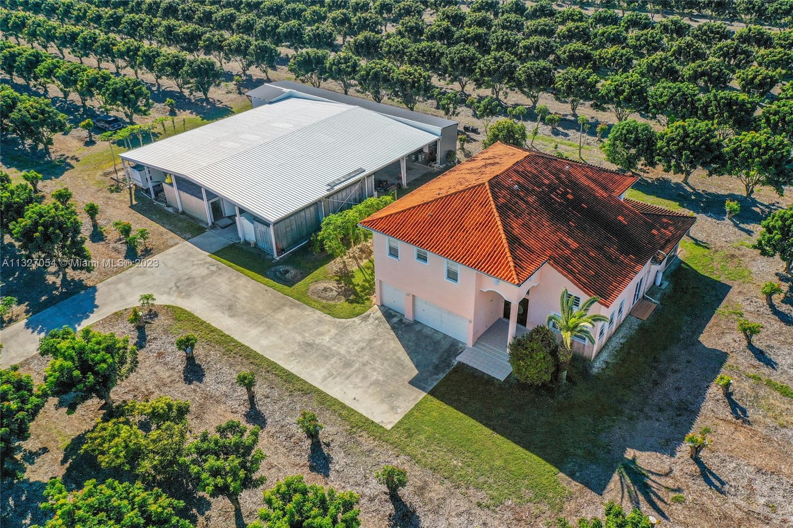 Photo of 33300 SW 202nd Ave in Homestead, FL