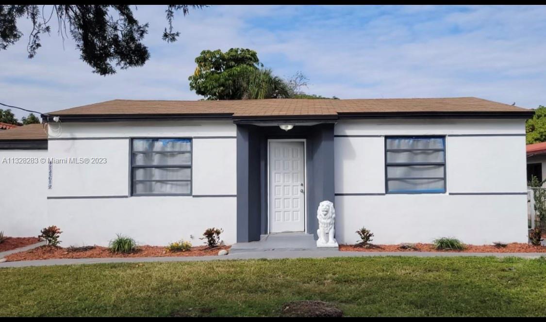 Photo of 2365 SW 16th St in Miami, FL