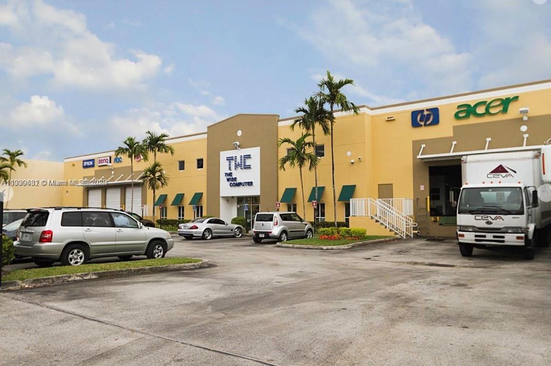 Photo of 3515 NW 114th Ave in Doral, FL