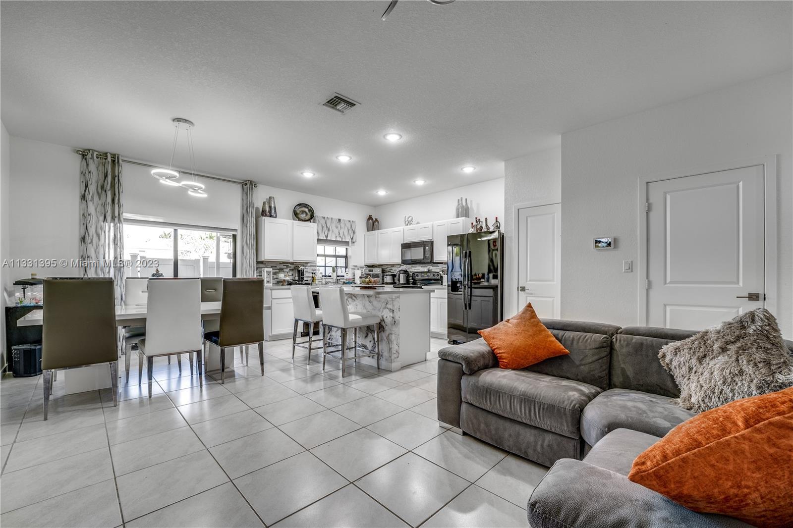Photo of 736 SW 12th St #736 in Florida City, FL