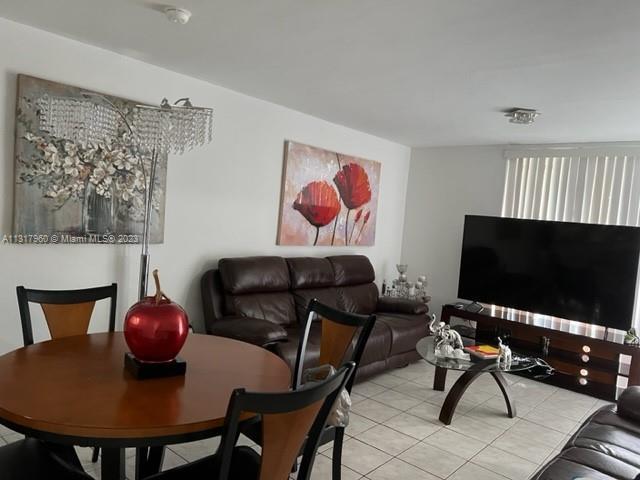 Photo of 10000 NW 80th Ct #2126 in Hialeah Gardens, FL