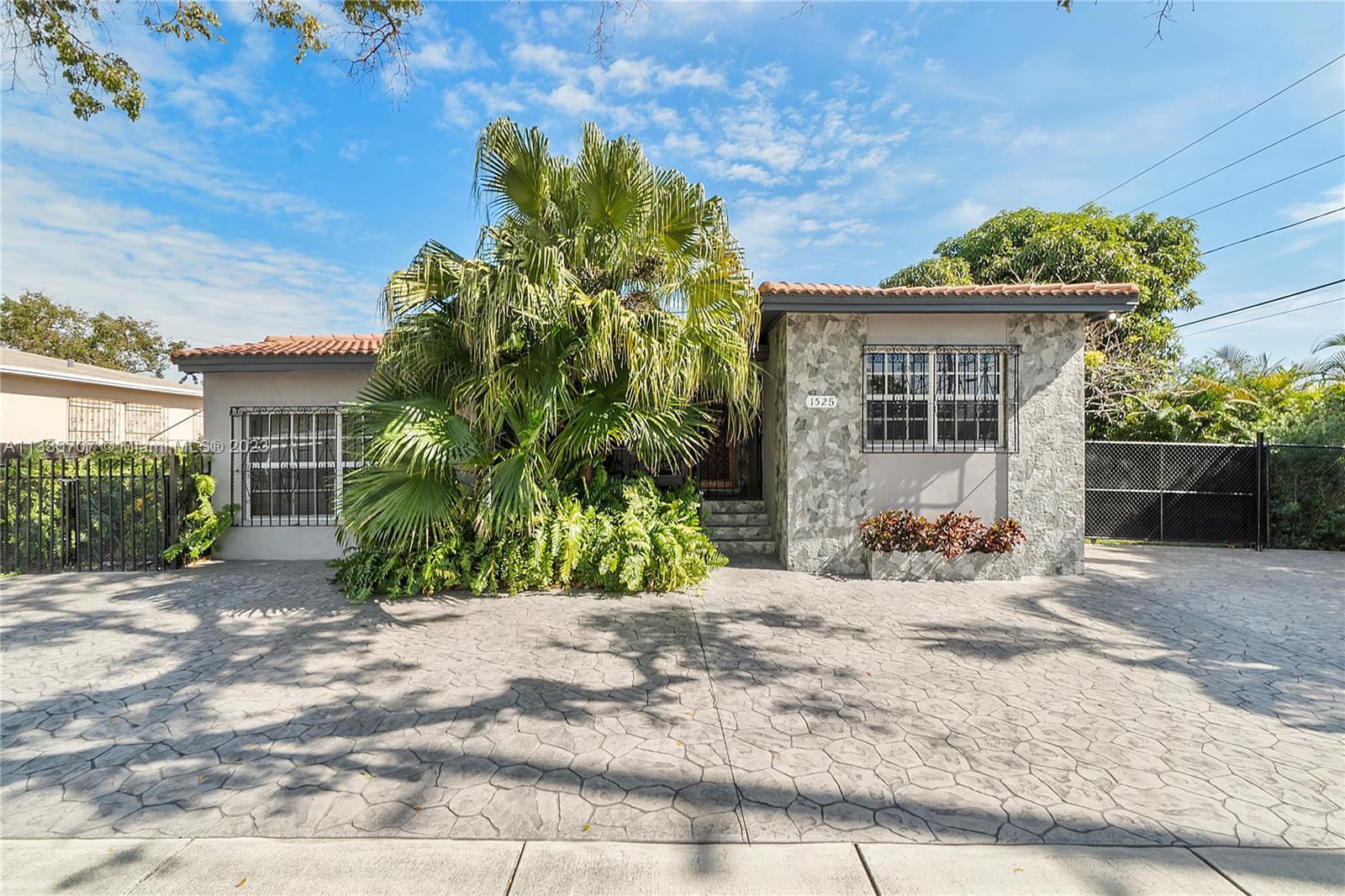 Photo of 1525 SW 24th Ave in Miami, FL