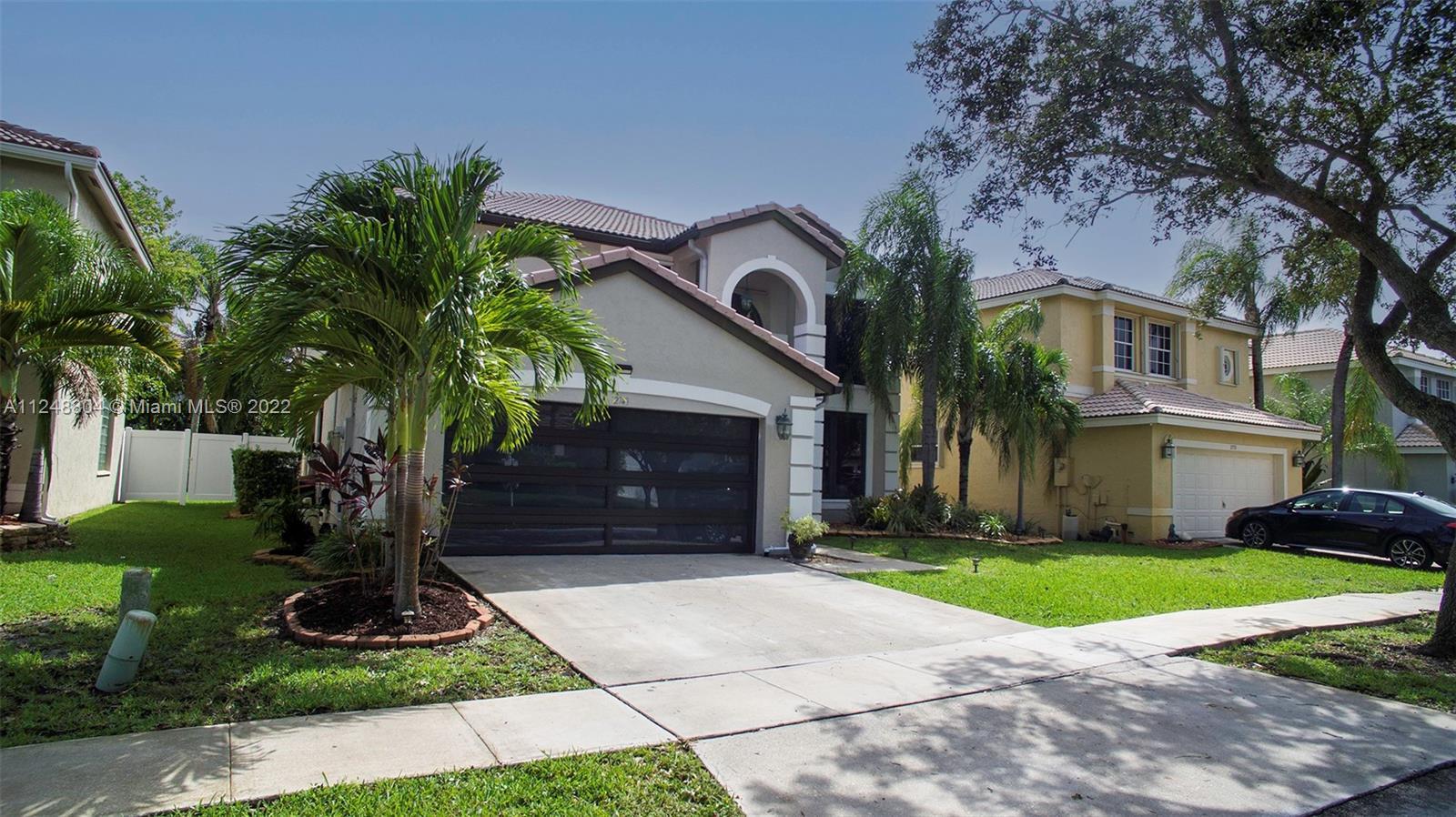 Photo of 2743 SW 179th Ter in Miramar, FL