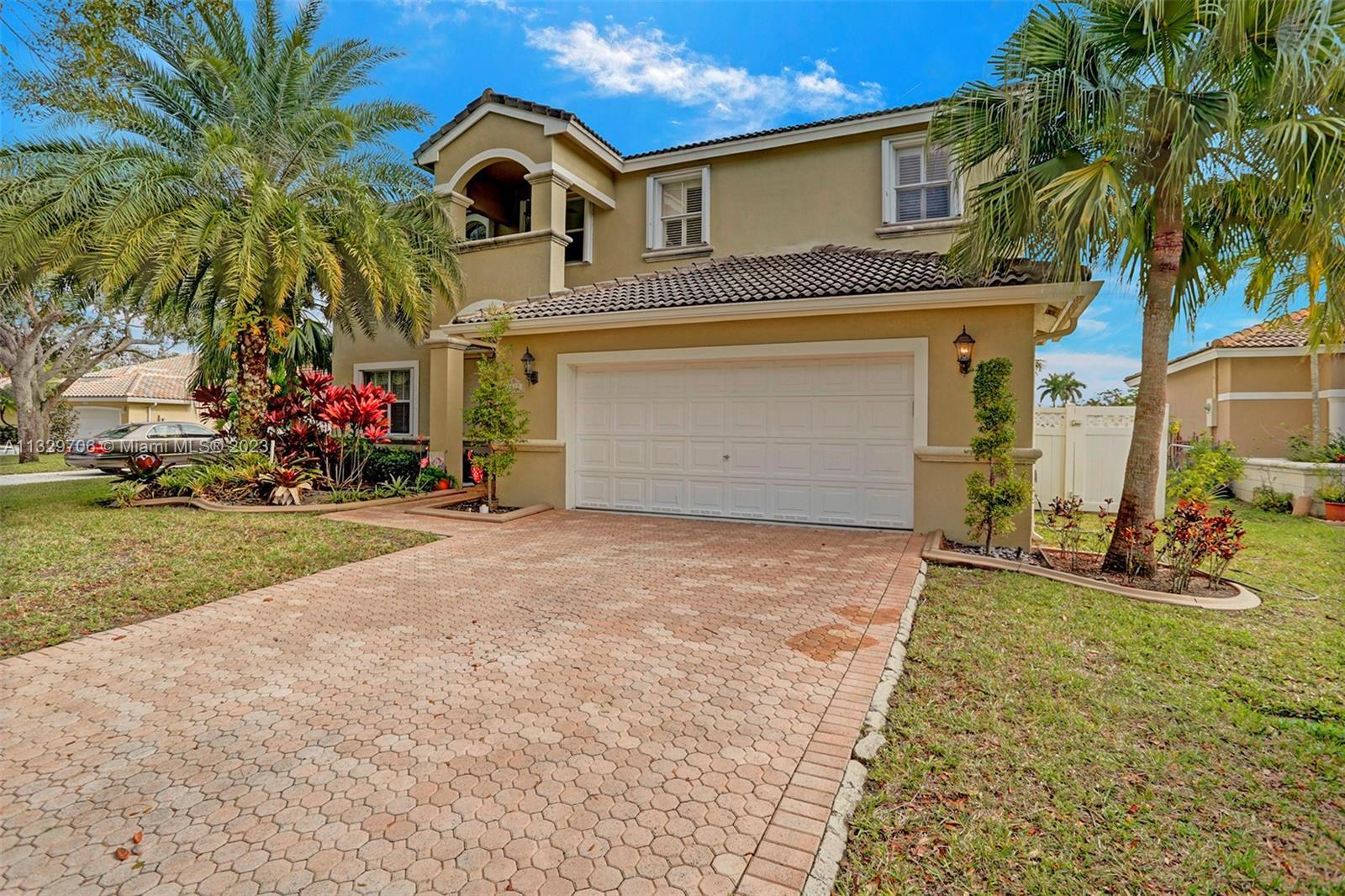 Photo of 2327 NW 187th Ave in Pembroke Pines, FL