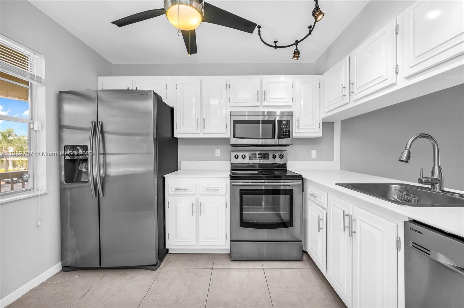 Photo of 2613 Nassau Bnd #E2 in Coconut Creek, FL