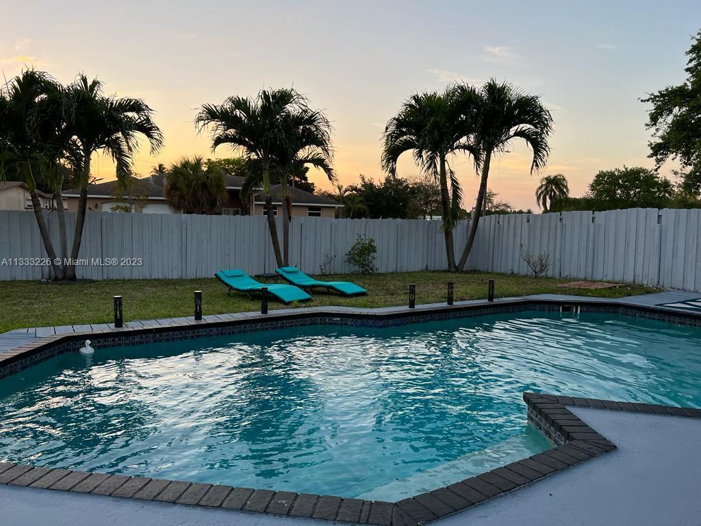 Photo of 3338 Taft St in Hollywood, FL