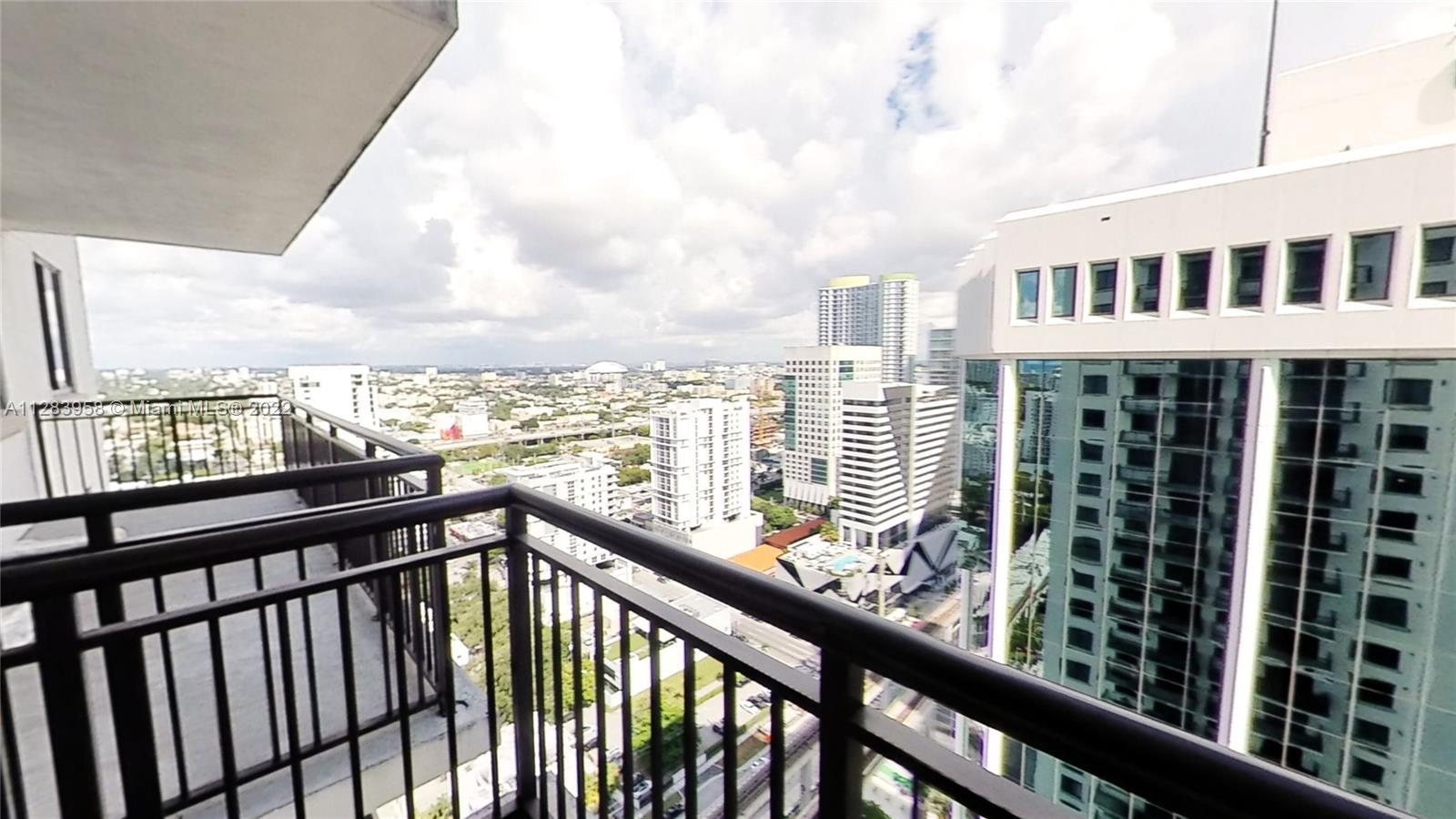 Photo of 999 SW 1st Ave #2915 in Miami, FL