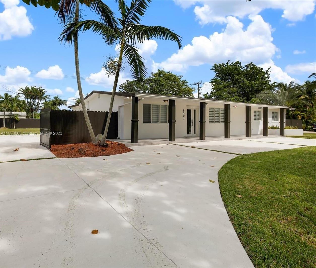 Photo of 8501 SW 142nd St in Palmetto Bay, FL