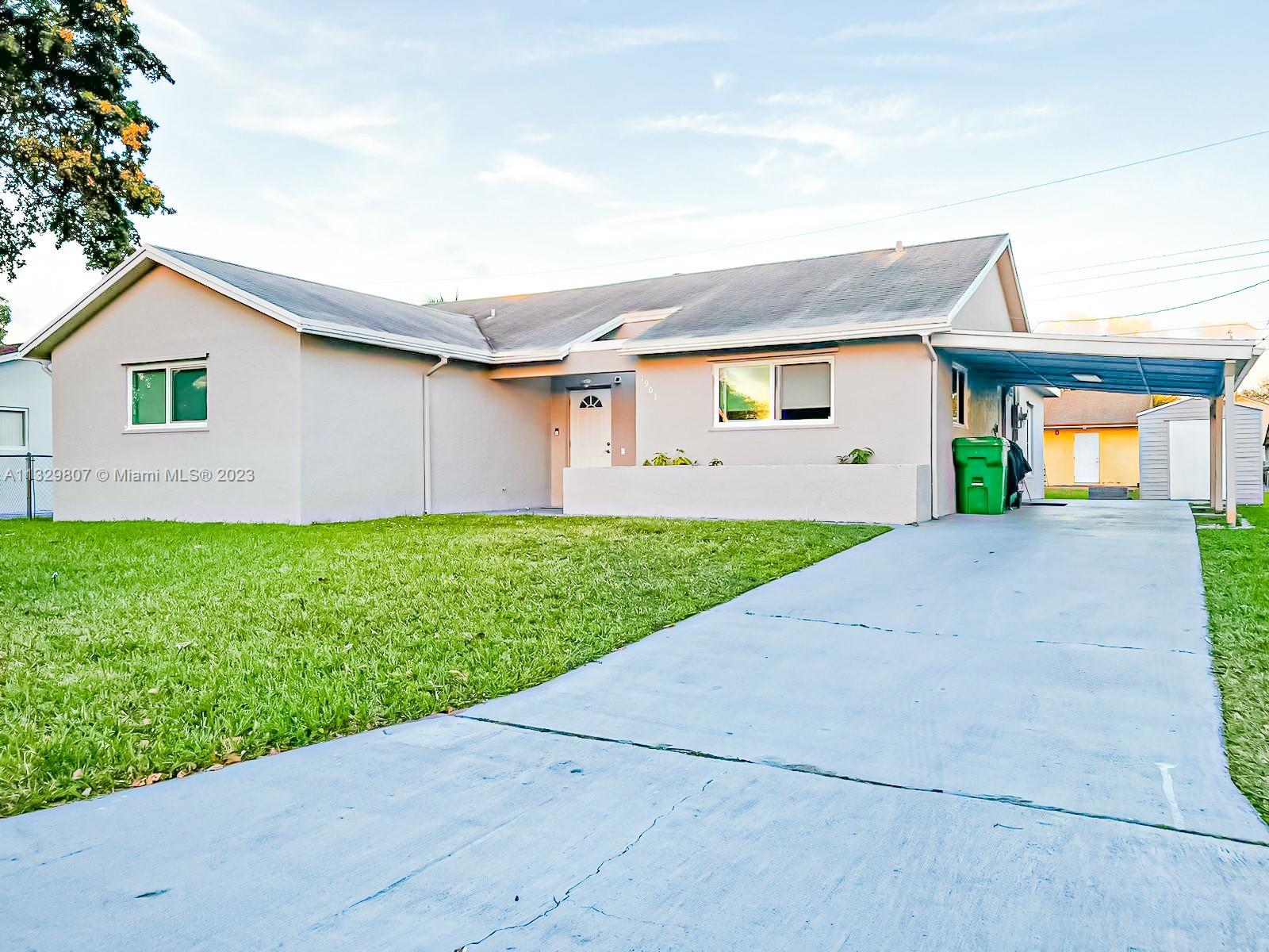 Photo of 1901 SW 96th Ave in Miramar, FL