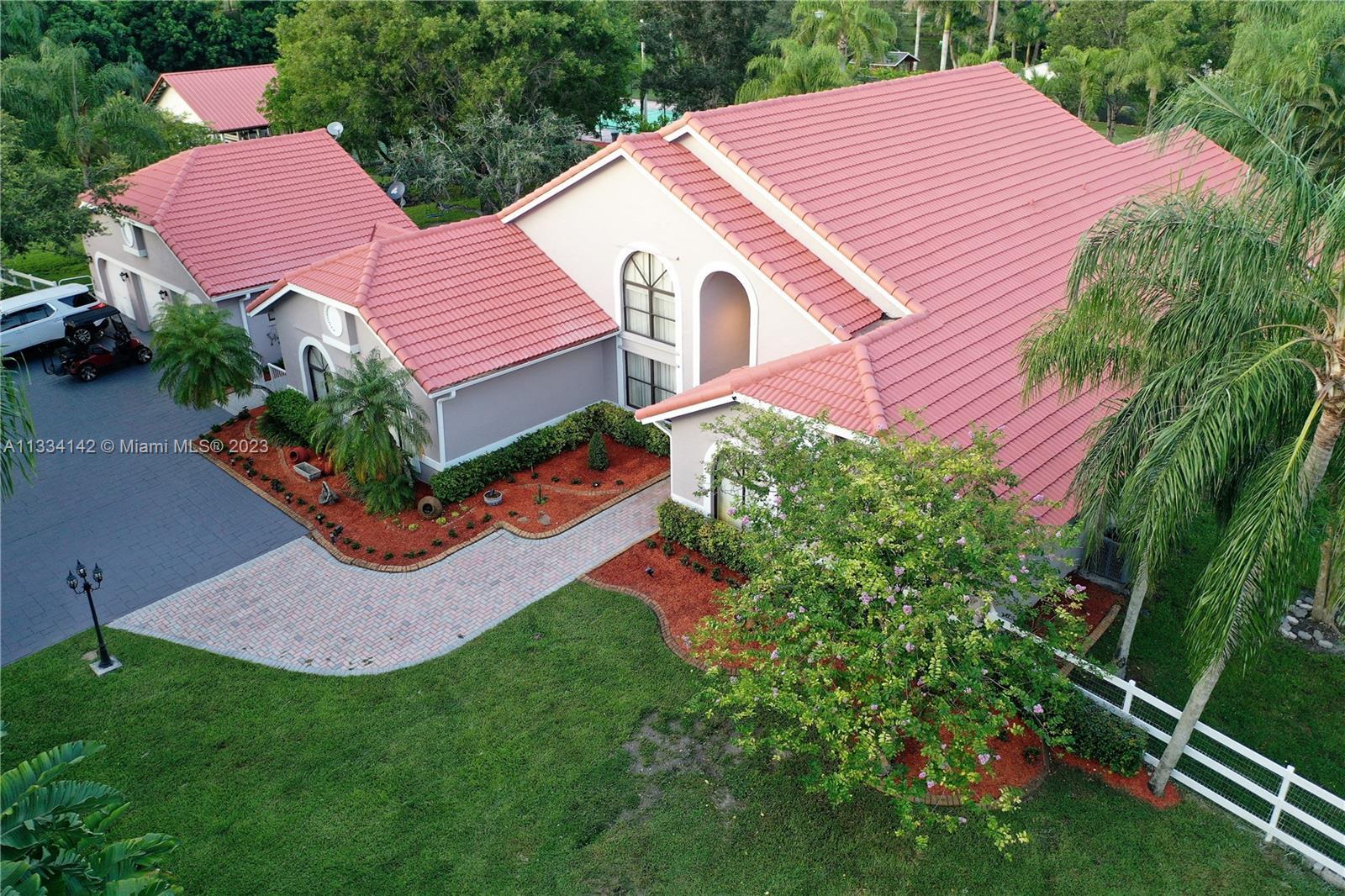 Photo of 4800 SW 195th Ter in Southwest Ranches, FL