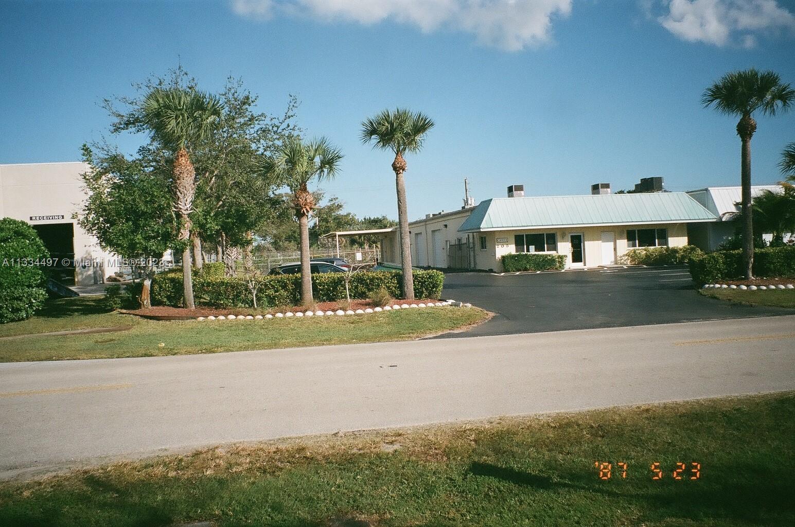 Photo of 205 Commerce Wy in Jupiter, FL
