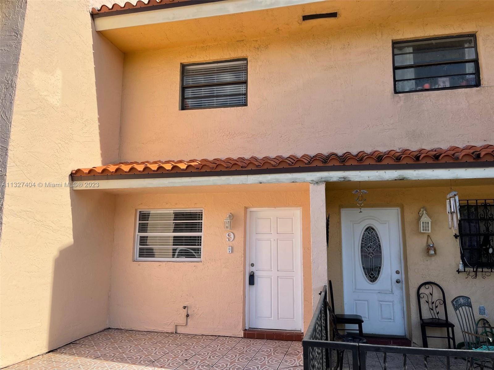 Photo of 550 SW 115th Ave #809-D in Sweetwater, FL