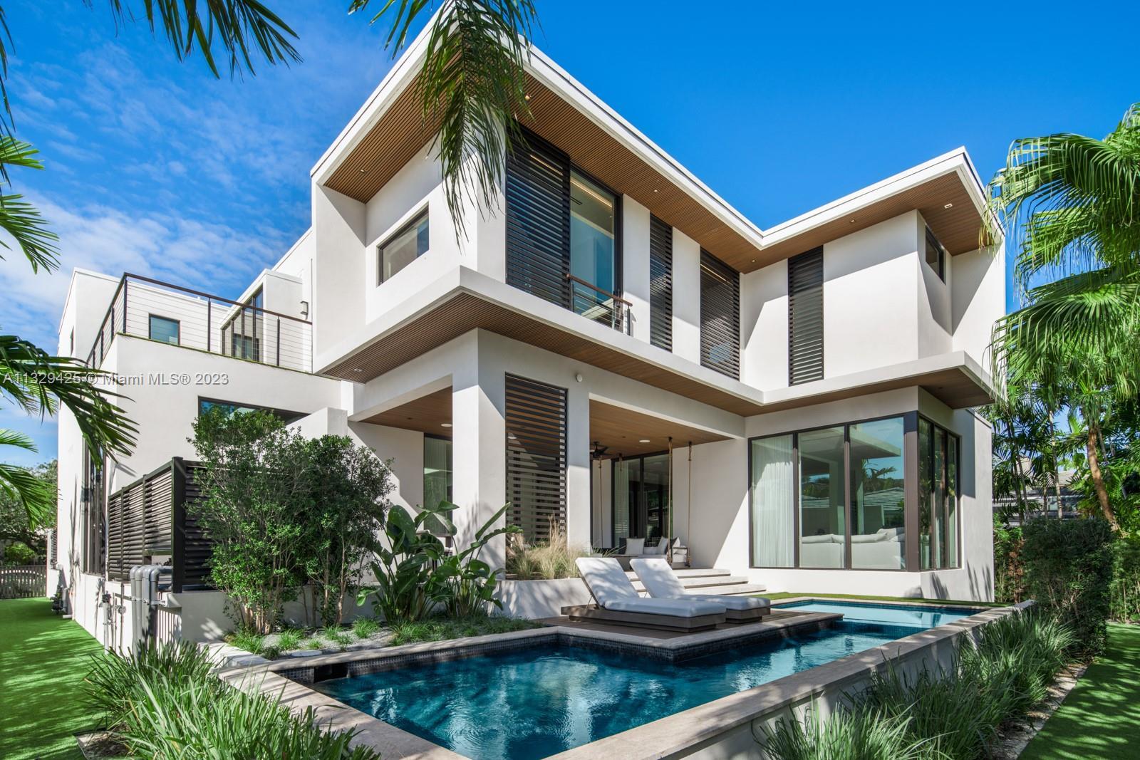 Photo of 217 Bal Cross Dr in Bal Harbour, FL