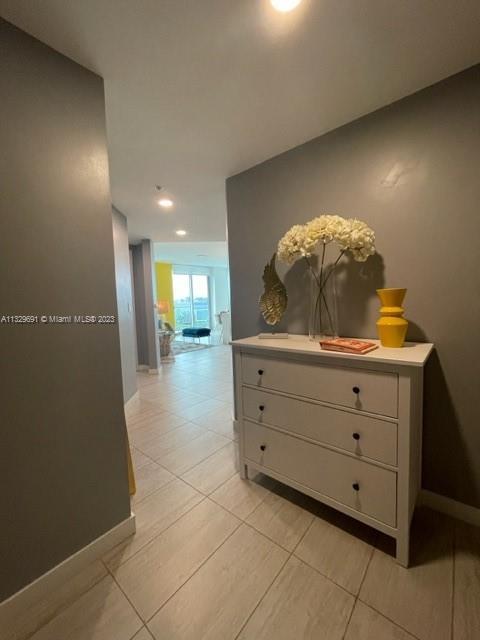 OUTSTANDING OPPORTUNITY . OWN 1 BED 1 BATH + DEN CONDO WITH NO RENTAL RESTRICTION IN THE MIAMI DESIG