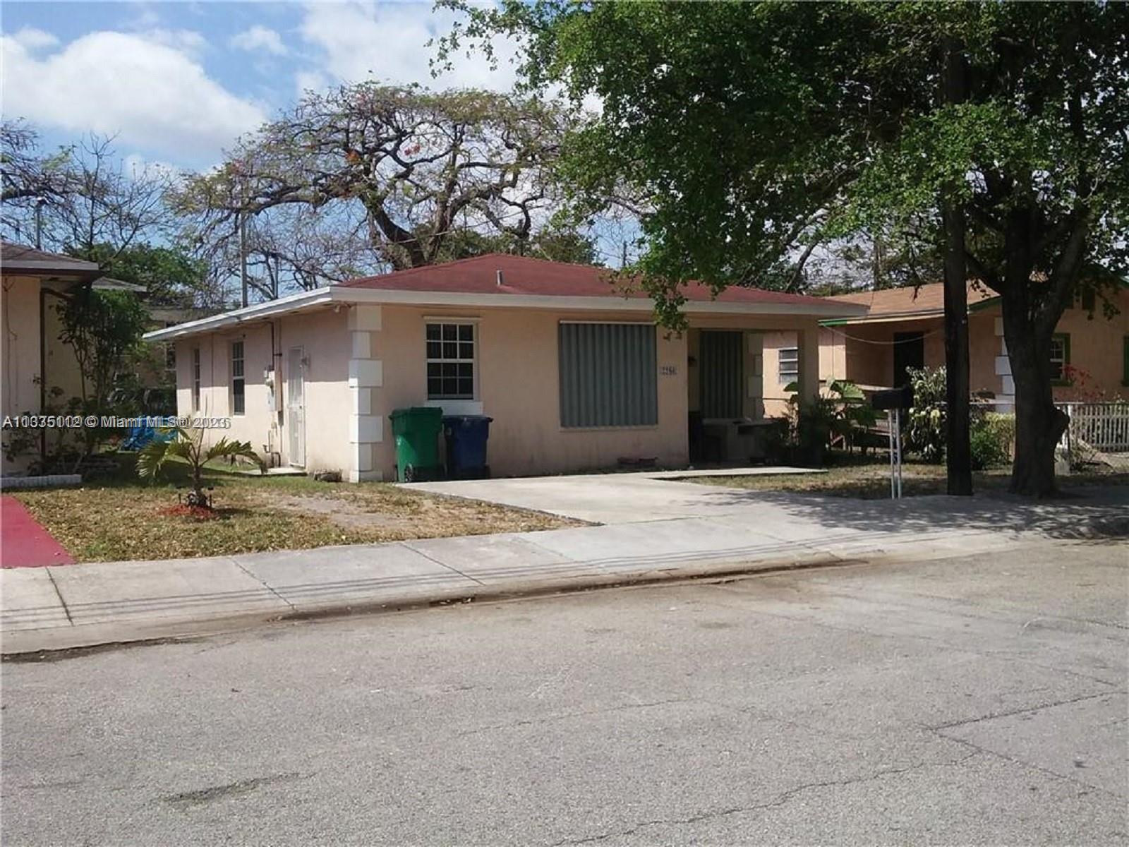 Photo of 2280 NW 51st Ter in Miami, FL
