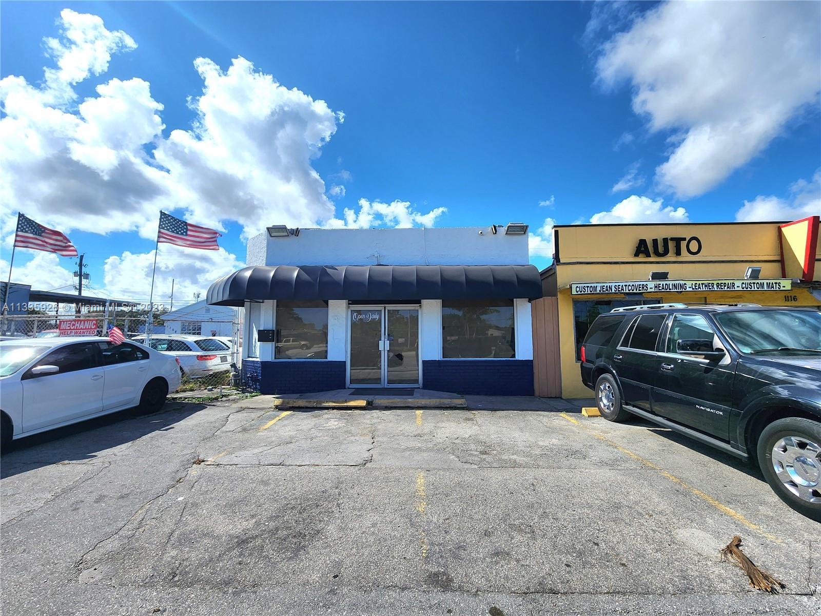 Photo of 1114 N State Rd 7 in Hollywood, FL