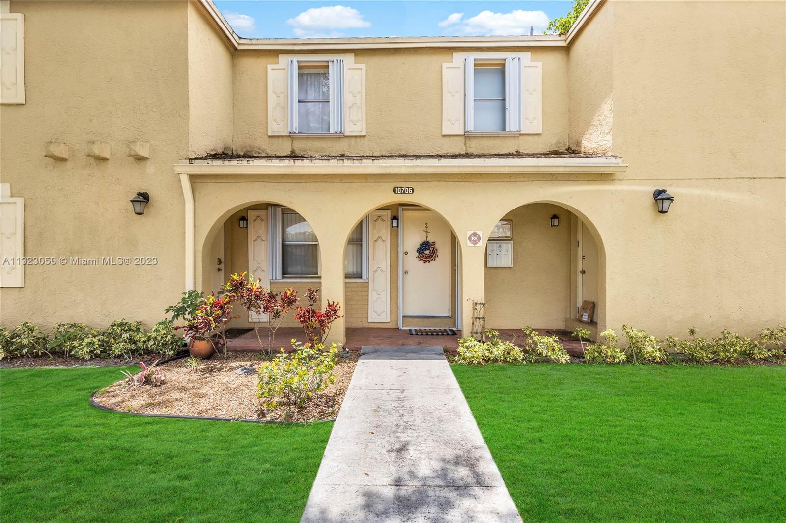 Photo of 10706 La Placida Dr #6-2 in Coral Springs, FL