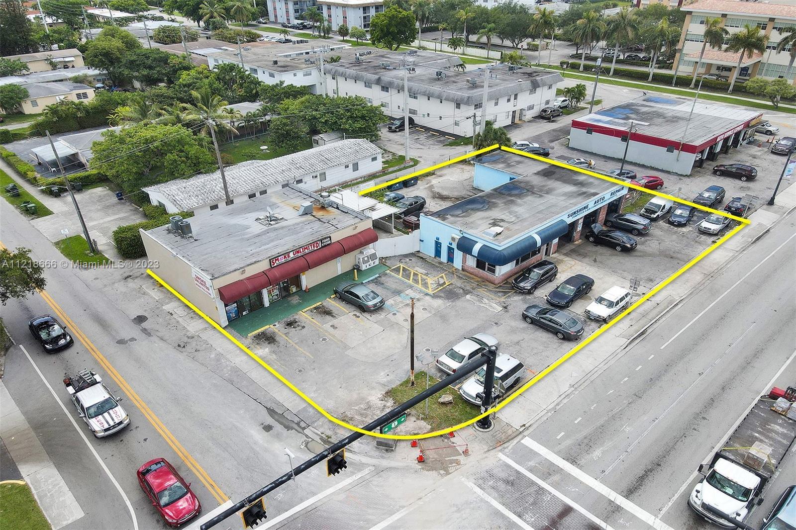 Photo of 1010 N Federal Hwy in Hallandale Beach, FL