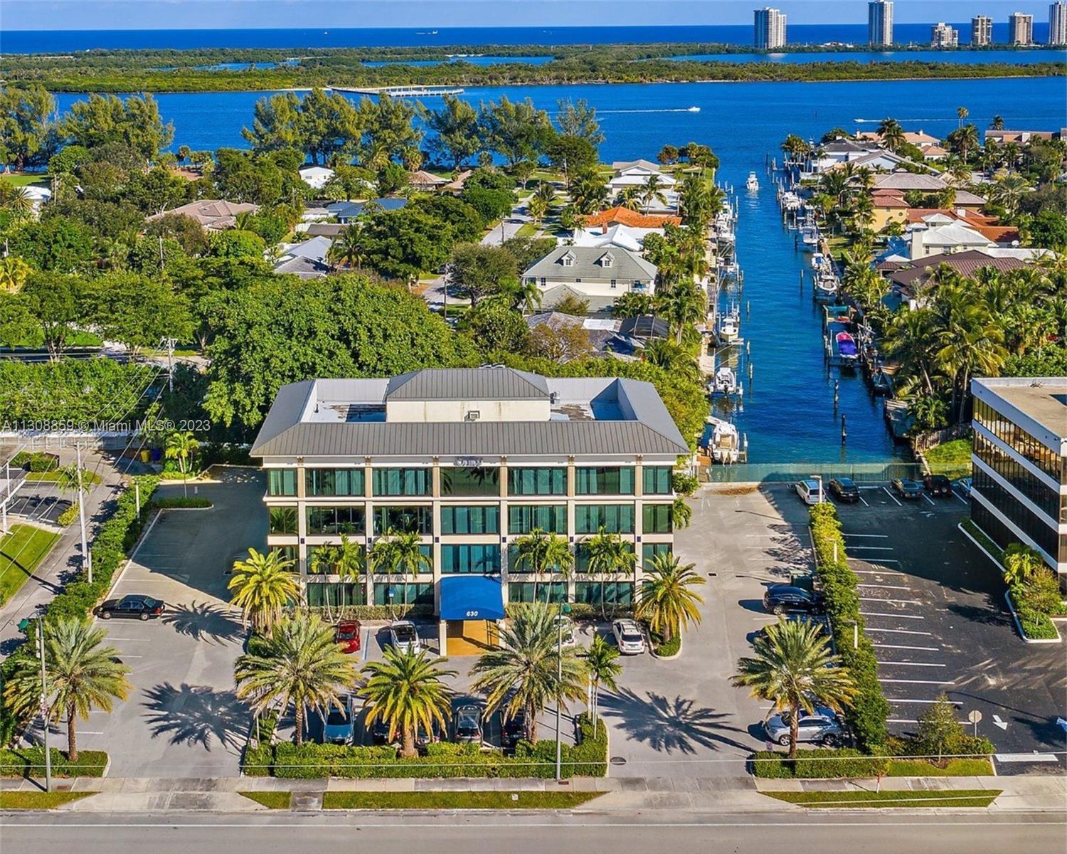 Photo of 630 Us Hwy 1 in North Palm Beach, FL