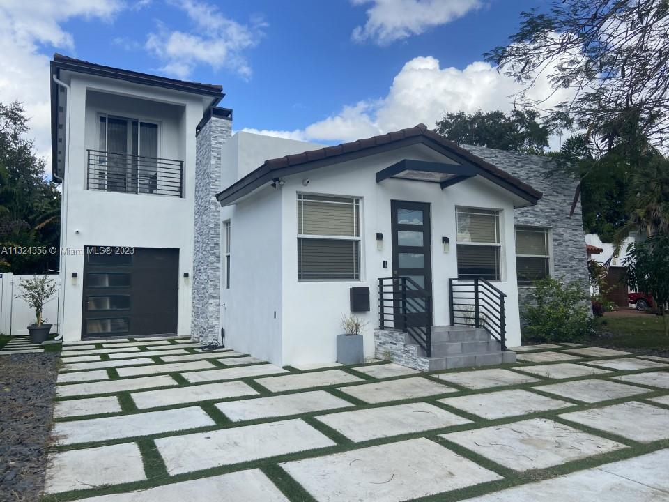Photo of 1111 SW 18th Ct in Fort Lauderdale, FL