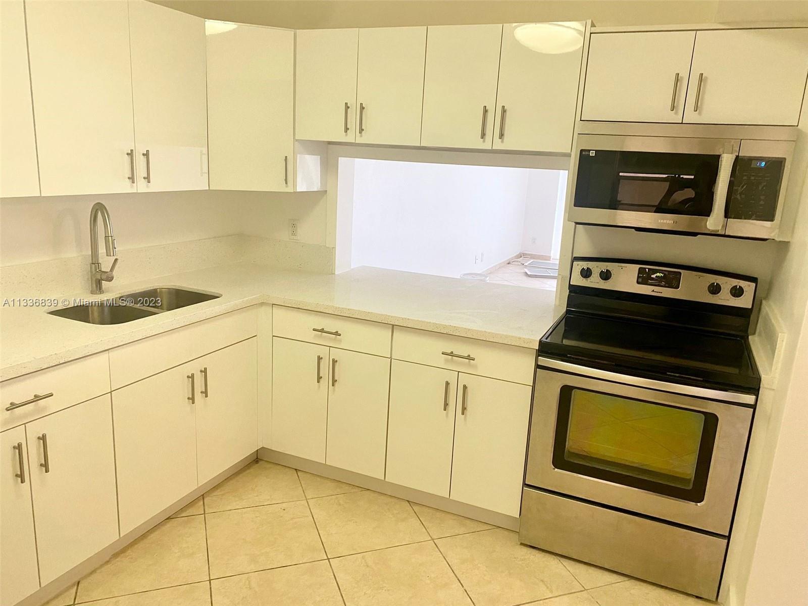 Photo of 215 SE 3rd Ave #207A in Hallandale Beach, FL
