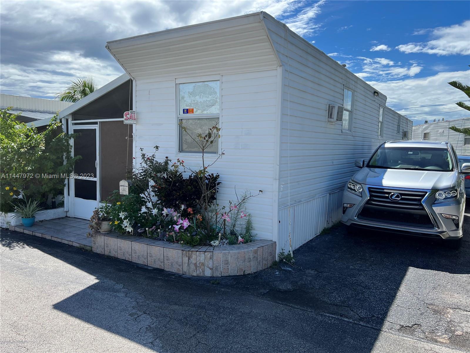 Photo of Address Not Disclosed in Hallandale Beach, FL