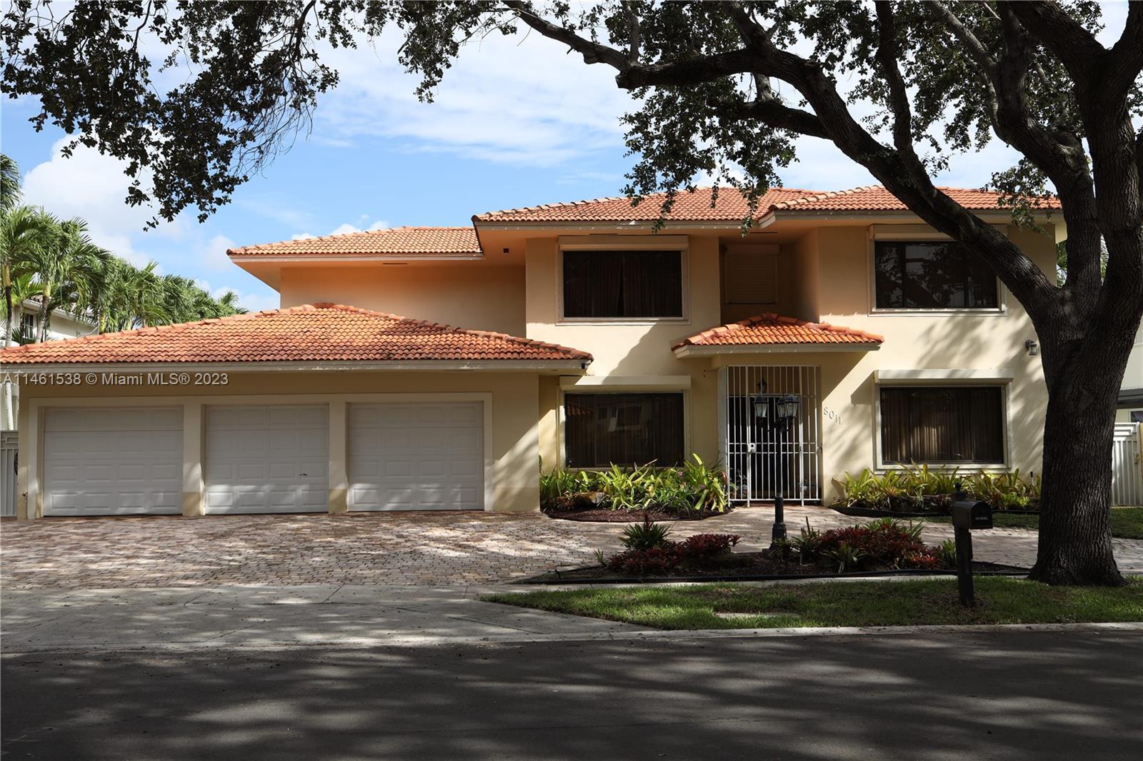 Photo of 8011 NW 166th St in Miami Lakes, FL