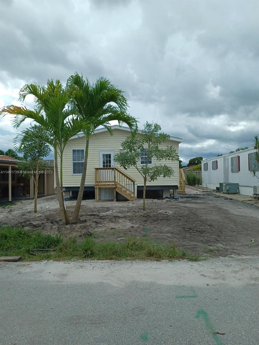Photo of 2660 E Marina Dr in Dania Beach, FL