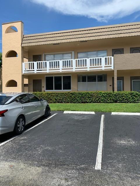 Photo of 9101 Sunrise Lakes Blvd #111 in Sunrise, FL