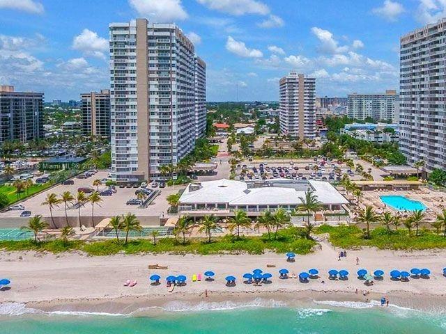 Photo of 1980 S Ocean Dr #22L in Hallandale Beach, FL