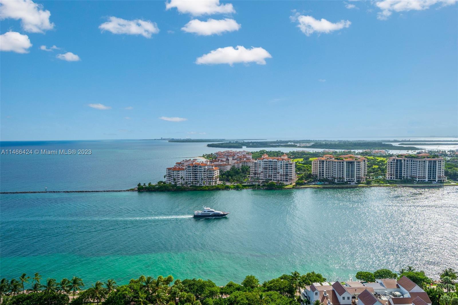 Photo of 100 S Pointe Dr #2503 in Miami Beach, FL