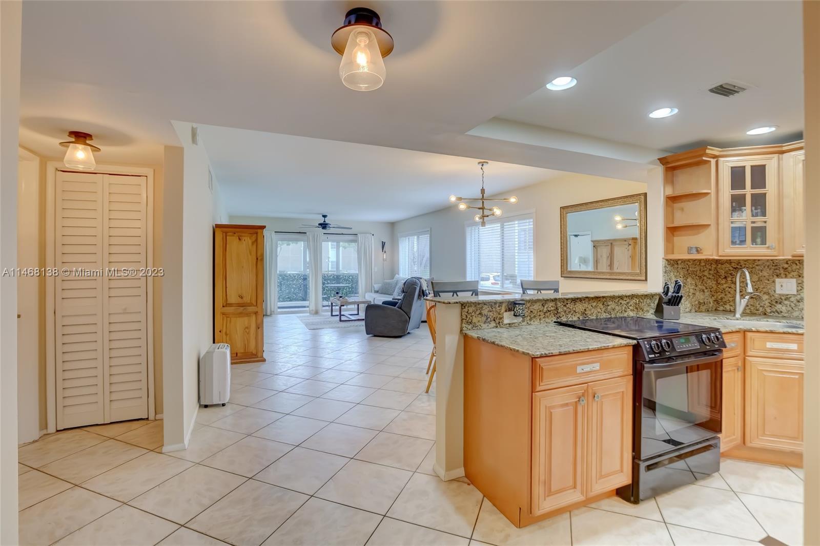 Photo of 3050 NE 16th Ave #107 in Oakland Park, FL