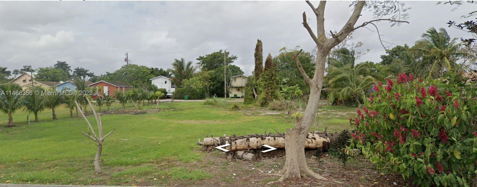 Photo of 155 Cypress Ave in Pahokee, FL