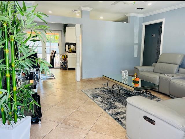 Photo of 2320 SW 42nd Wy in Fort Lauderdale, FL
