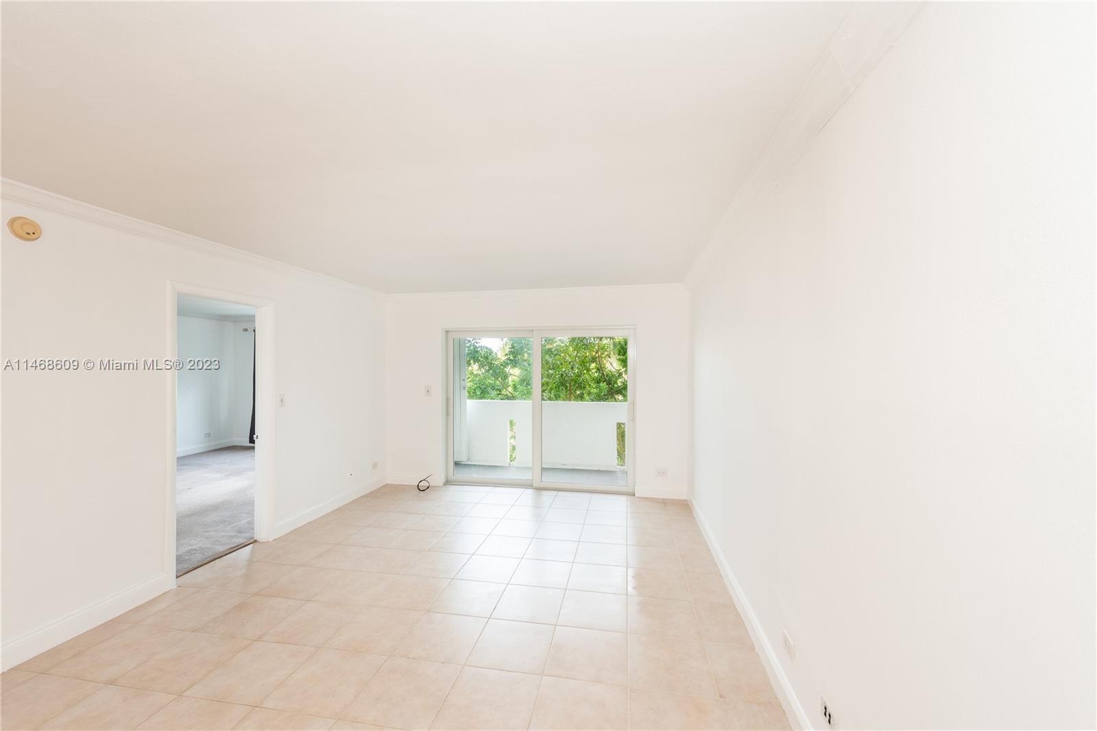 Photo of 300 Galen Dr #305 in Key Biscayne, FL