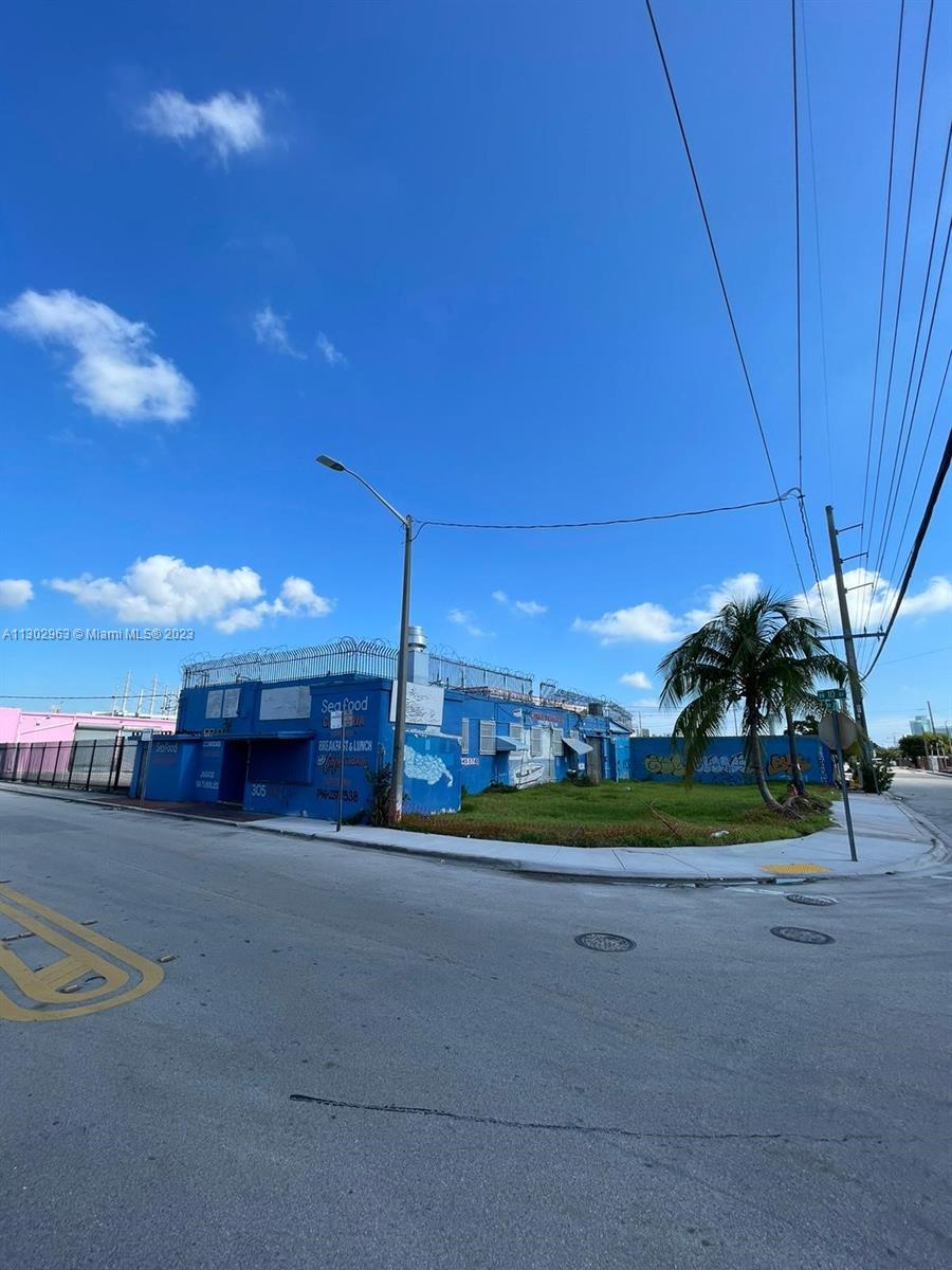 Photo of 2111 NW 10th Ave in Miami, FL
