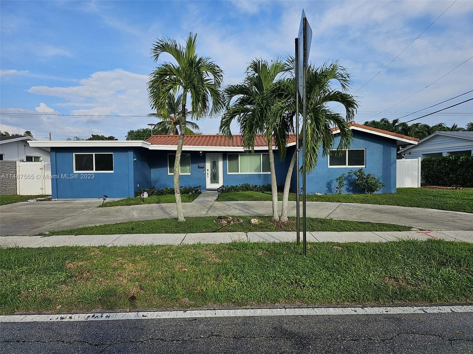 Photo of 28 SW 9th Ave in Boca Raton, FL