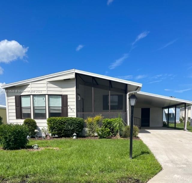 Photo of 4689 SE Bywood Ter in Stuart, FL