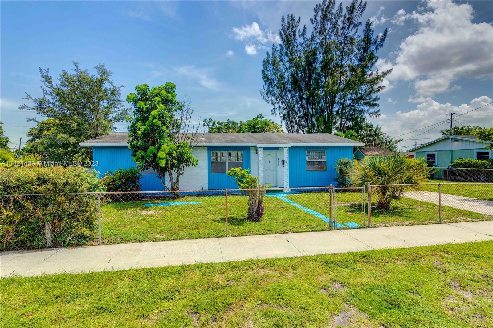 Photo of 3100 NW 205th Ter in Miami Gardens, FL