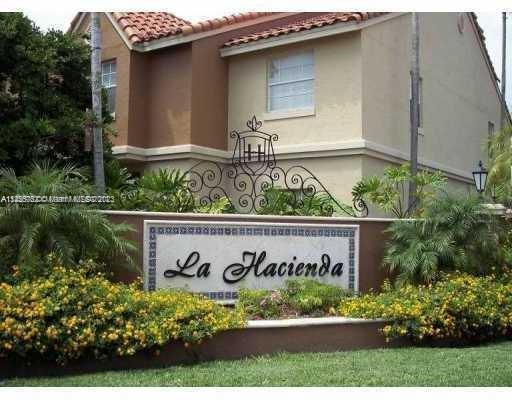 Photo of 18308 NW 68th Ave #N in Hialeah, FL