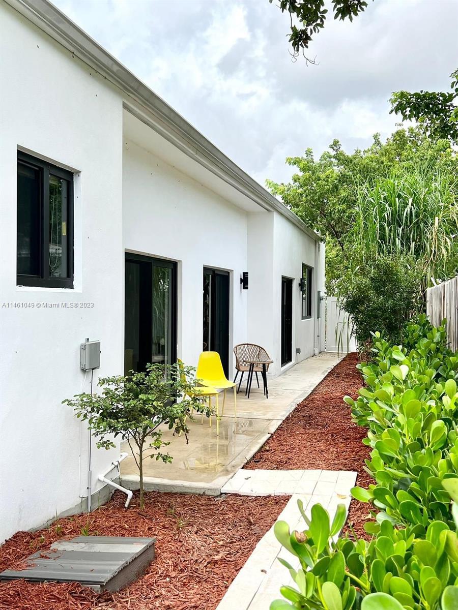 Photo of 2150 SW 46th Ct in Dania Beach, FL