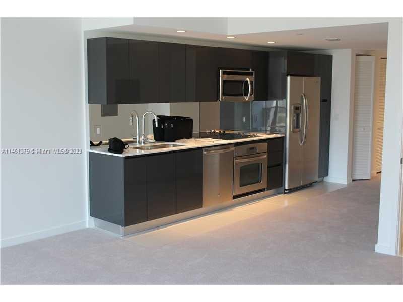 SPECTACULAR STUDIO APARTMENT AT MY BRICKELL !! FRESHLY PAINTED, TOP OF THE LINE APPLIANCES AND GREAT