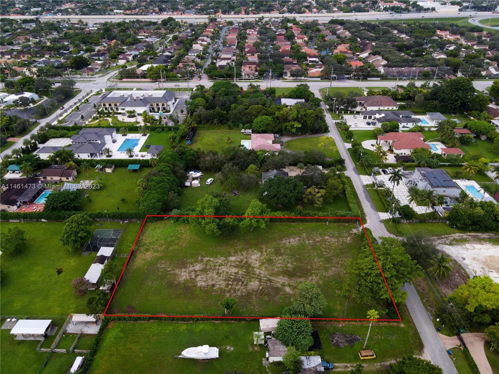Photo of 11490 SW 93rd St in Miami, FL