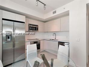 1 BEDROOM STUDIO STYLE / Baltus House is a mid-rise project, with just sixteen (16) stories but will