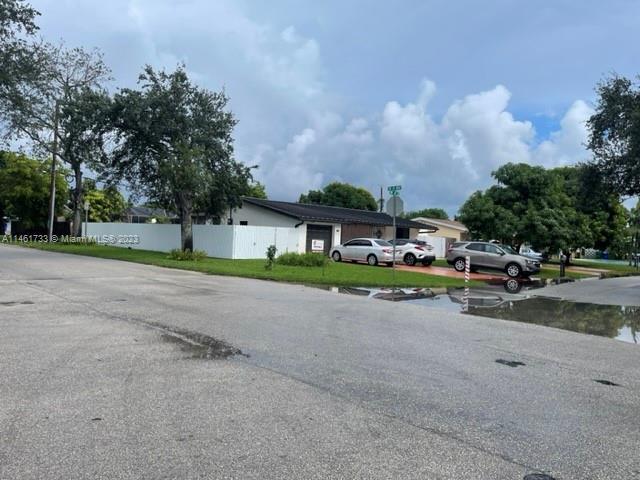 Photo of 6961 SW 29th St in Miramar, FL