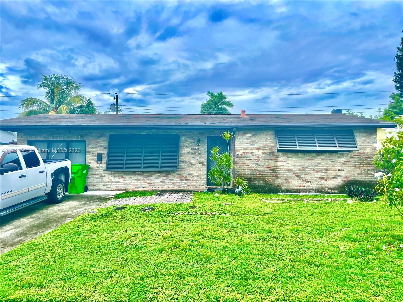 Photo of 6561 NW 29th Ct in Sunrise, FL