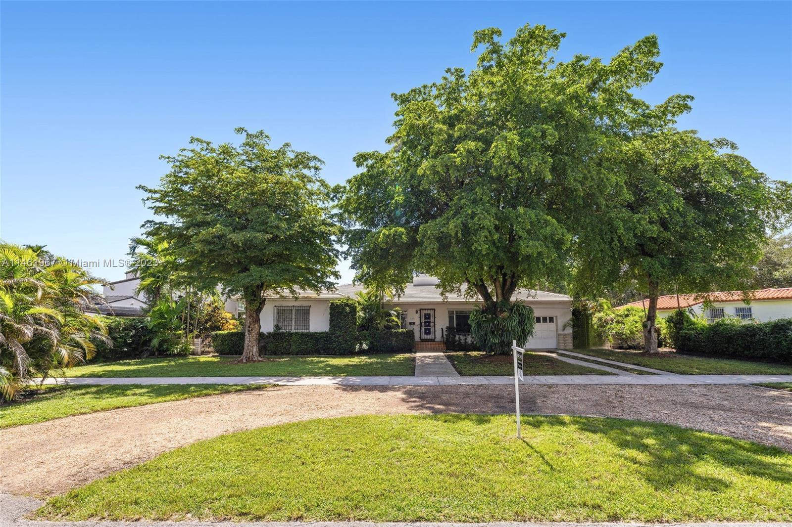 Photo of 120 NE 104th St in Miami Shores, FL