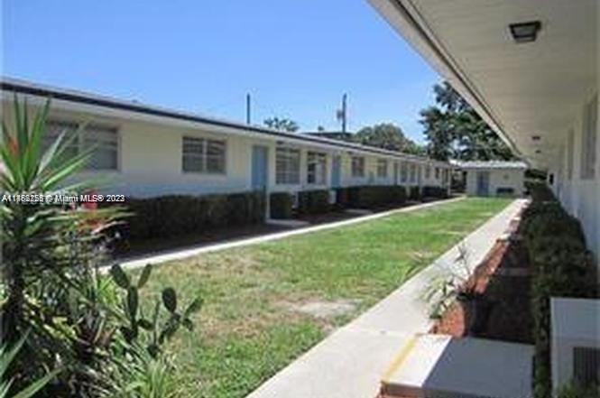 Photo of 2236 Taylor St #7 in Hollywood, FL